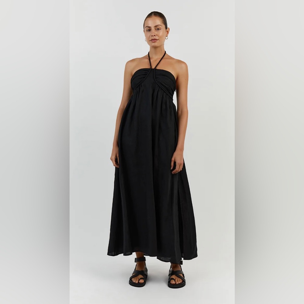 Elegant Black Halter Maxi Dress